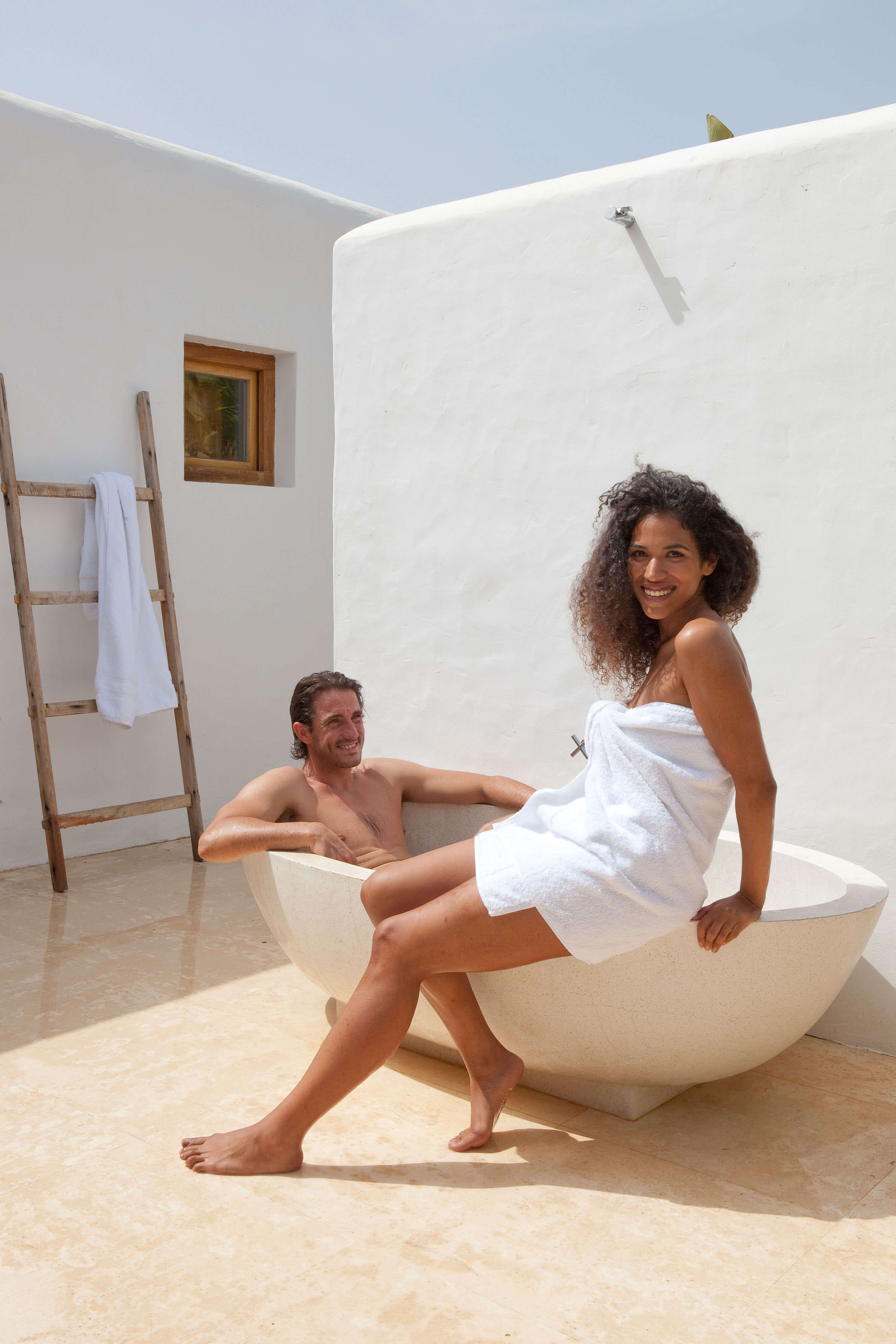 Perfect Bed & Bath Linen Gifts for Couples Australia